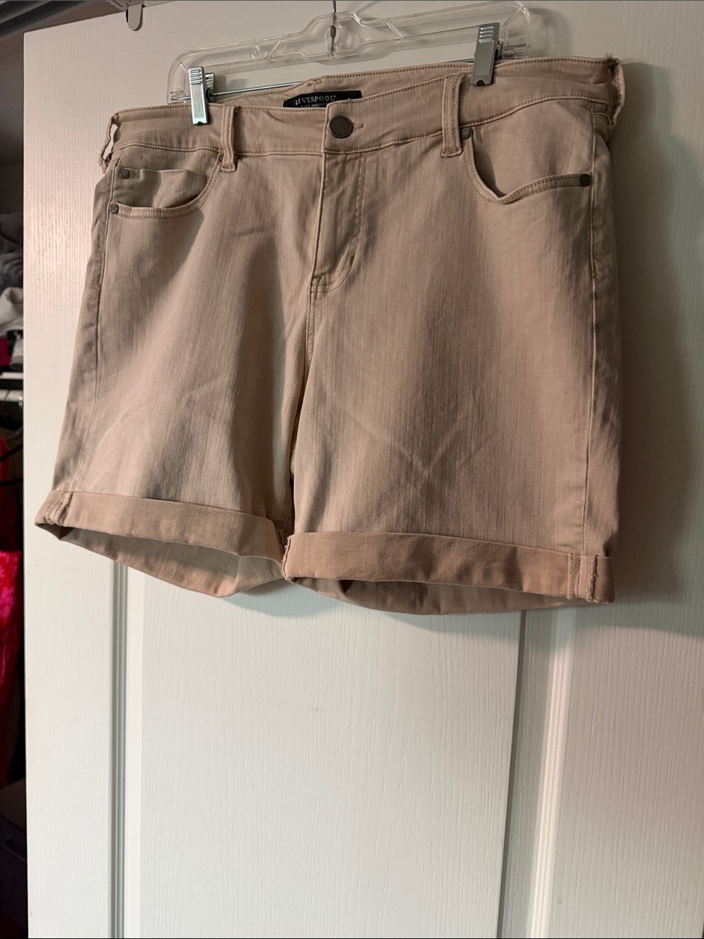 Liverpool | Women's The Walking Short in Beige